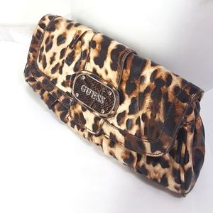 VTG Guess🍂Brown Leopard Pattern Faux Leather Clutch Wristlet Evening Bag